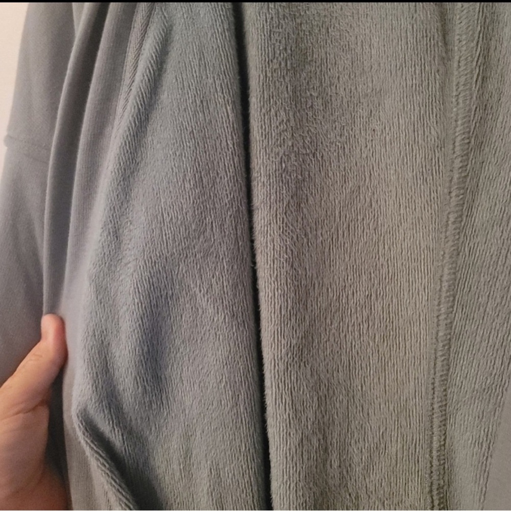 Ugg Clarence Robe - Picture 5 of 8